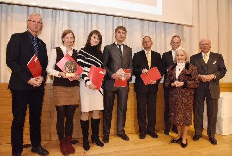 v.l.n.r.: Prof. Dr.-Ing. Jörg Lange, Dr.-Ing. Felicitas Rädel, Melanie Fiedler,Thomas Lüdecke, Prof. Karsten Weihe, Prof. Dr.-Ing. Ralph Bruder, Ehrensenatorin Karin Giersch und Ehrensenator Carlo Giersch
